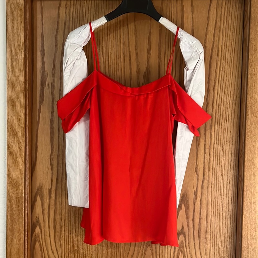 Paper crown by Anthropologie NWT red/orange top size M